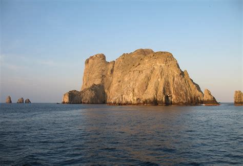 Isla de Malpelo, Malpelo Island, Colombia, Landolia, a World of Photos