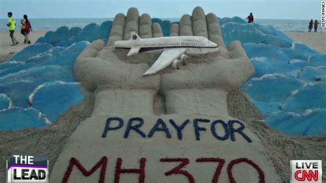 Malaysia Airlines Flight 370: Relatives wait on news - CNN