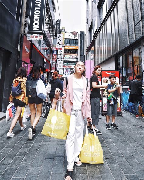 A Detailed Guide to Myeongdong Shopping: What and Where to Buy | Seoul