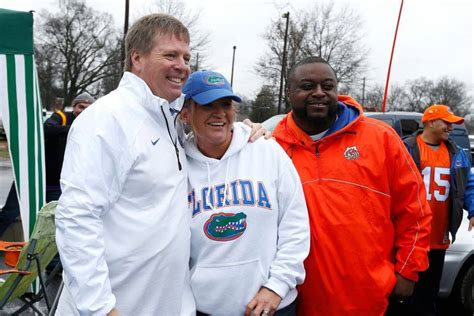 Florida Gators coach Jim McElwain tailgates with fans before Birmingham Bowl - Sports Illustrated