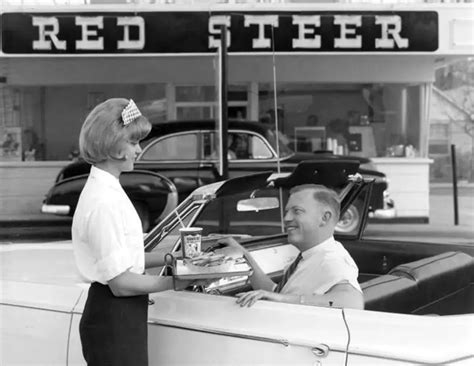 Vintage photos offer a glimpse into the bygone era of drive-in restaurants, 1920s-1950s - Rare ...