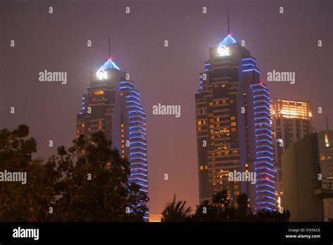 Skyscrapers at night, Dubai Marina, Dubai, United Arab Emirates Stock Photo - Alamy