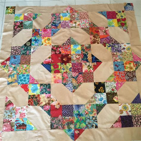 Floral Fantasy Friendship Four Patch Quilt Pattern | susies-scraps.com