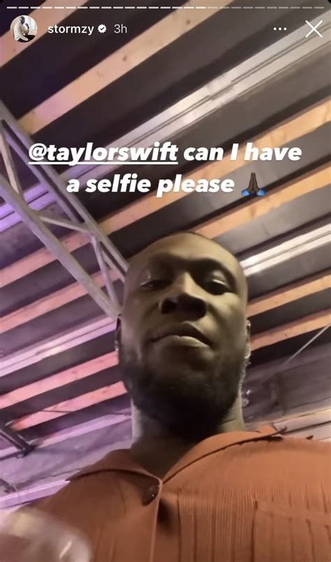 Taylor Swift News 🕰️ on Twitter: "🥰😱😍🥹"