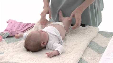 How to change your baby's nappy - YouTube