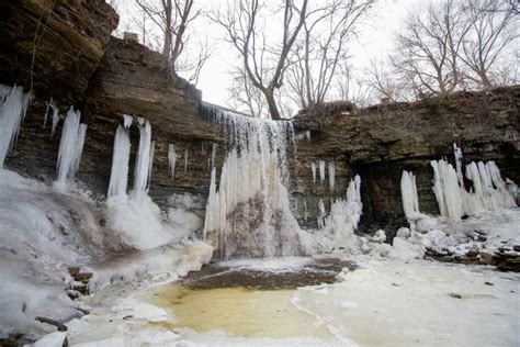 33 Gorgeous Waterfalls in Wisconsin! Bonus: Map & Tips