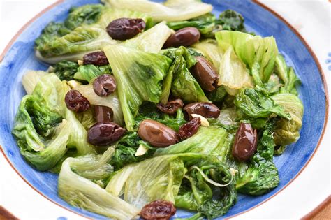 Escarole salad recipe — Unimeal