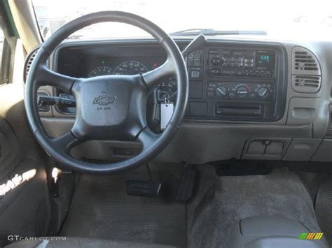 1999 Chevrolet Tahoe LT interior Photo #42345948 | GTCarLot.com