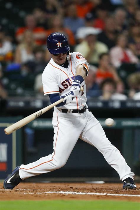 Astros' Alex Bregman showing consistency in 10-game hit streak