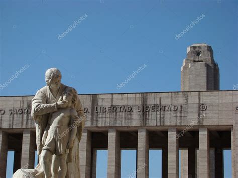 Flag Memorial in Rosario, Argentina — Stock Photo © Flaps. #2524415