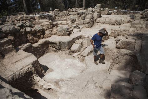 Maccabees Tomb: Have Israeli Archaeologists Found Fabled Burial Grounds ...