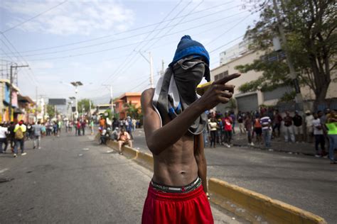 Canada issues travel advisory after protesters riot in Haiti - CityNews Toronto