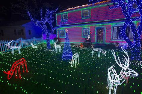 Holiday decorating do's and don'ts from 'The Great Christmas Light Fight' judges | 6abc.com