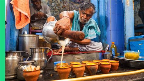 Holy Indian Street Food!! Bizarre to Epic in Varanasi!! - Bombofoods