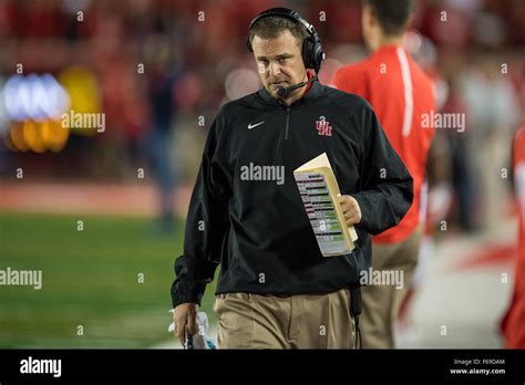 Houston, TX, USA. 14th Nov, 2015. Houston Cougars head coach Tom Herman ...