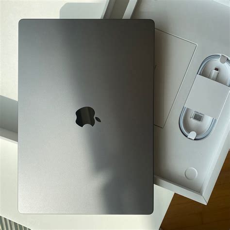 MacBook Pro M1 Max 16-inch 10C CPU, 32C GPU, 64 RAM, 1TB SSD, Computers ...