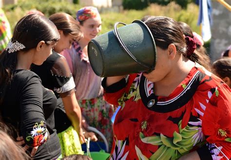 IN PICS: Hungarian Tent Gypsies