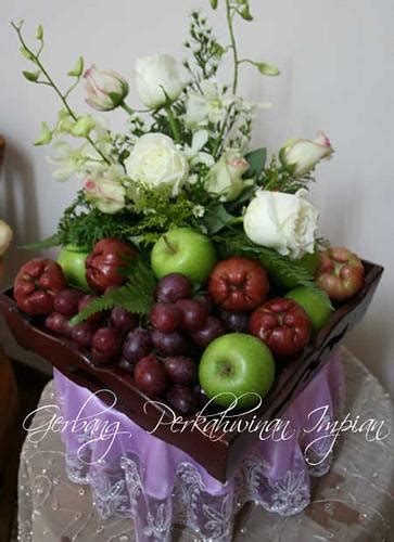 Hantaran Buah Buahan : Gubahan Hantaran Simple Hiasan Bakul Buah 2 Tema ...