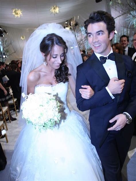 Kevin Jonas and wife Danielle Jonas' Wedding, Marriage Details