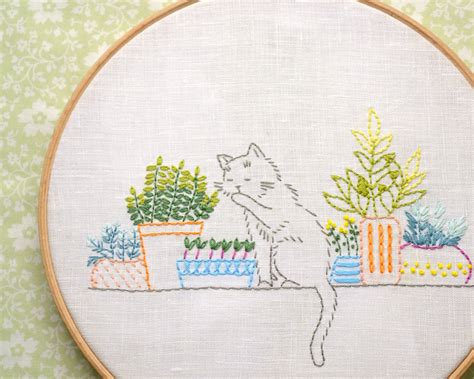 20+ modern cat embroidery patterns