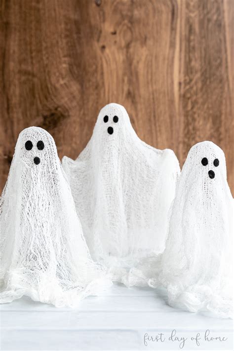 Easy Cheesecloth Ghosts Tutorial | First Day of Home