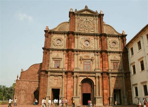 Basilica De Bom Jesus Church Goa – History, Timing, Architecture