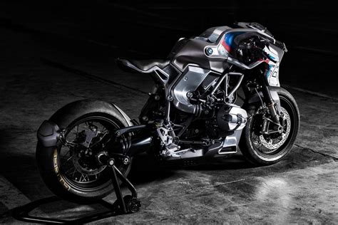 This custom BMW motorbike is a sinewy beast! | Yanko Design