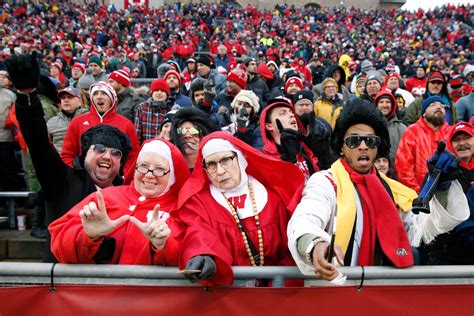 CFB Ticket Notes: Wisconsin's Base Drops Slightly, But Still Strong