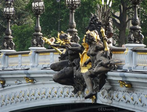 Nymphes de la Seine statue group on the Pont Alexandre III - Page 561