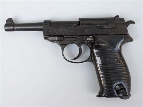 Walther P38 replica pistol in Walther box