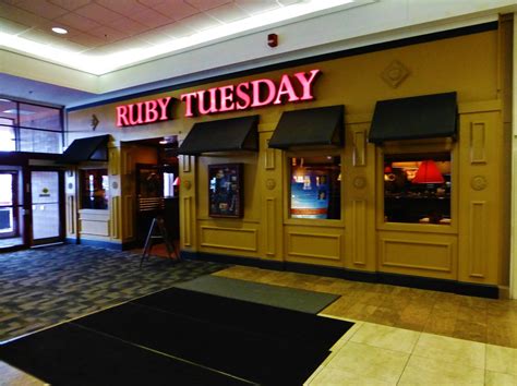 Ruby Tuesday Sandusky Mall | The Sandusky Mall opened in 197… | Flickr