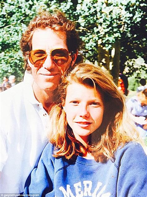 Gwyneth Paltrow posts throwback photo of herself with father Bruce | Daily Mail Online