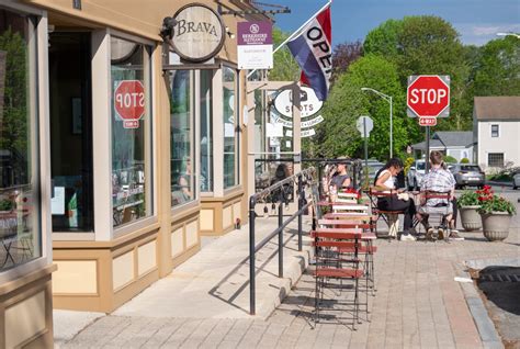 7 Best Restaurants in Lenox Mass - Yes Massachusetts