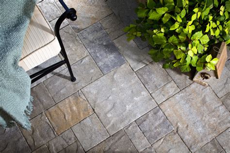 Outdoor floor tiles - Granite Countertops Michigan Near Me - Detroit Stone - (586) 244 4084)