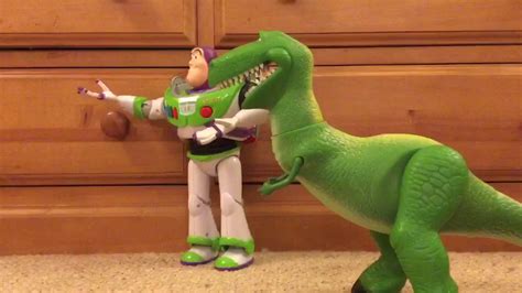 Toy Story Strange things scene Stop motion - YouTube