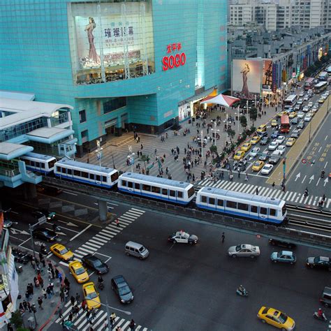 Opening of Taipei Metro brings daily life changes｜Going into Taipei Metro