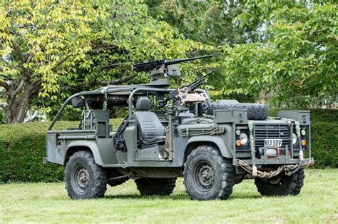 Ex-Special Forces Prototype: Land Rover Defender 110 V8 SOV