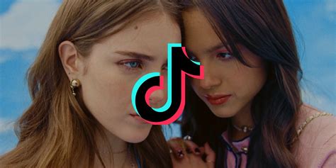 Why Are TikTok Users Inverting Their Faces & What's The Deja Vu Challenge?