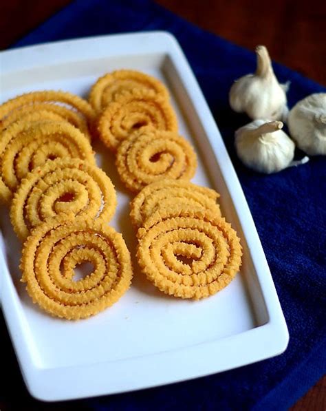 Garlic Murukku/Poondu Murukku Recipe - Easy Murukku Varieties | Chitra ...