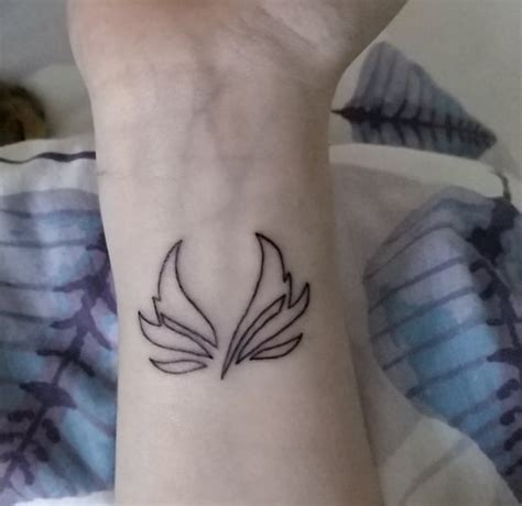 Got a tattoo of Mercy's ult icon! Heroes never die. : r/MercyMains