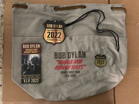 Bob Dylan Gold on Twitter: "VIP 2022 Merch - Bag, Laminate, Magnet ...