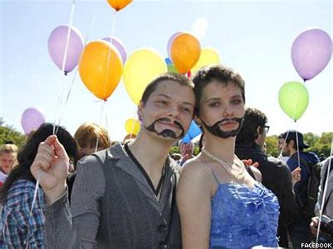 Russia Declares St. Petersburg LGBT Group 'Foreign Agent'