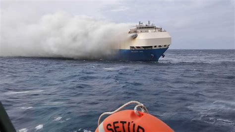 Massive Cargo Ship Carrying Cars Sinks in Mid-Atlantic