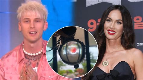 Why Machine Gun Kelly Wears Megan Fox’s BLOOD in a Necklace - YouTube