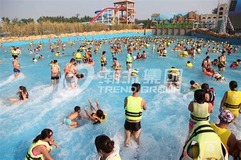 Attractive Water Park Wave Pool / Aqua Park Wave Pool Equipment