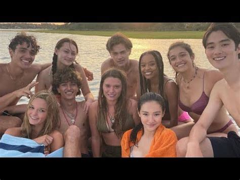 The Summer I Turned Pretty Cast Behind the Scenes | Pretty movie, Turn ...