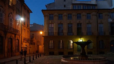 Photo: Aix-en-Provence, old city at night, place d'Albertas