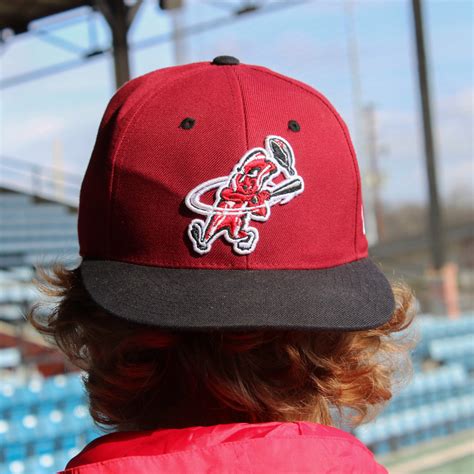 Macon Bacon Fitted Game Hat - Burgundy/Black