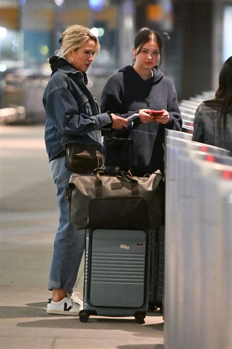 AMY ROBACH Arrives at JFK Airport in New York 02/25/2023 – HawtCelebs