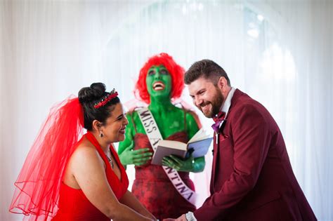 A most "strange and unusual" Beetlejuice wedding (officiated by Miss Argentina!) • Offbeat Wed ...